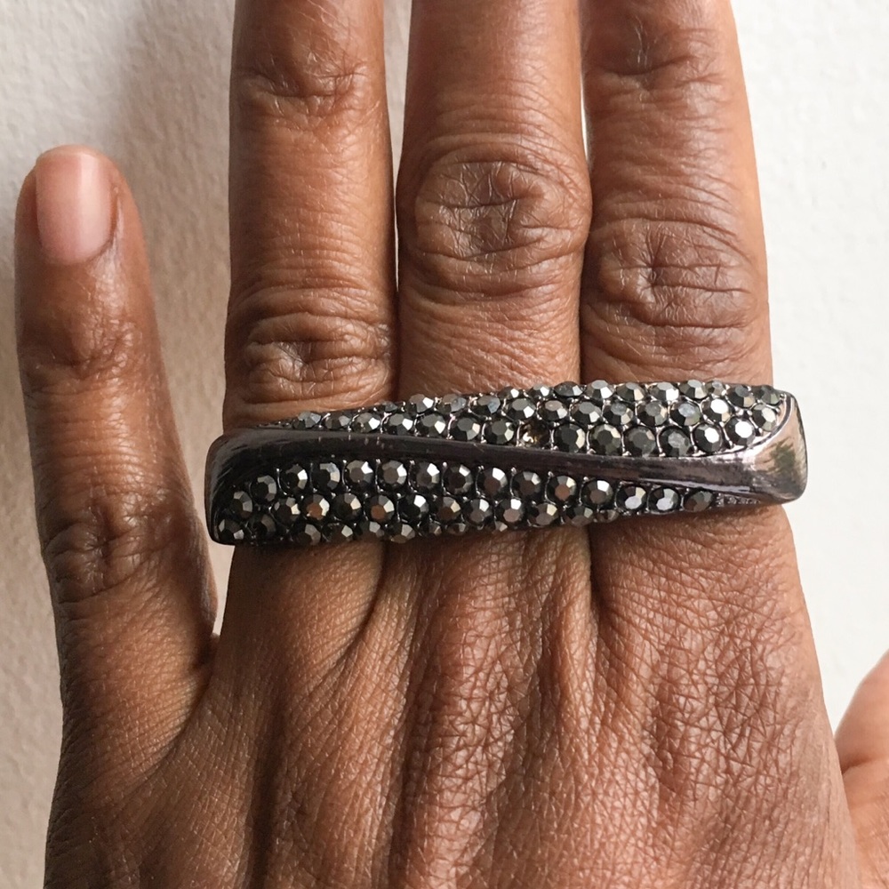 Dark nickel 3 finger ring